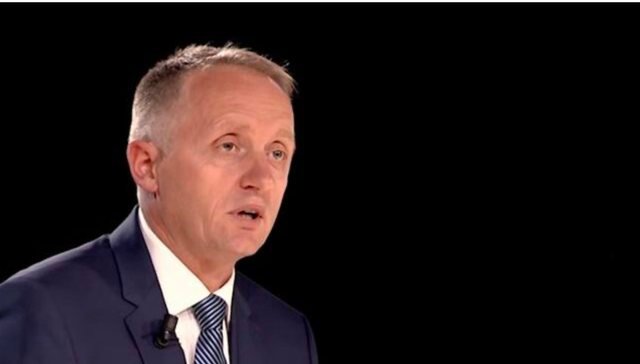 -640-0-33415d59-2fac-43c8-bbf6-8971d3cf61e5-518