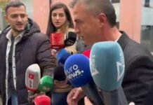 Deputeti Tërmet Peçi mbi një orë në SPAK, del pa koment: “Të fala Ristanit”