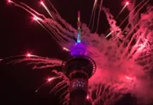 Viti i Ri 2026 mbërrin në Zelandën e Re, spektakël fishekzjarresh në qiell (Video)