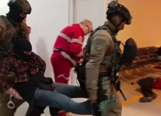 Panik në aeroportin e Fiumicinos në Romë. Të shtëna me armë, britma dhe pengmarrje, çfarë ndodhi gjatë stërvitjes antiterroriste