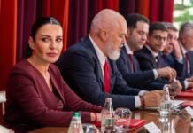 Arrestimi i Belinda Ballukut, PD kërkon që mbledhja të jetë e hapur për publikun, PS kundër