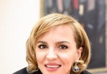 Për rrugët ku kaloni çdo ditë me kokën krenare në torbë!