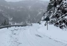 Pas përmbytjeve, të mëdha, ngricat e bora “izolojnë” Shqipërinë