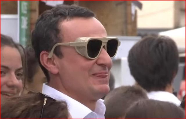 -640-0-1685124706xkurti-316